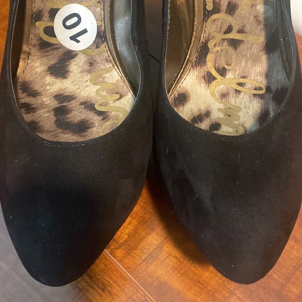 NEW SAM EDELMAN QUINN PLATFORM PUMPS